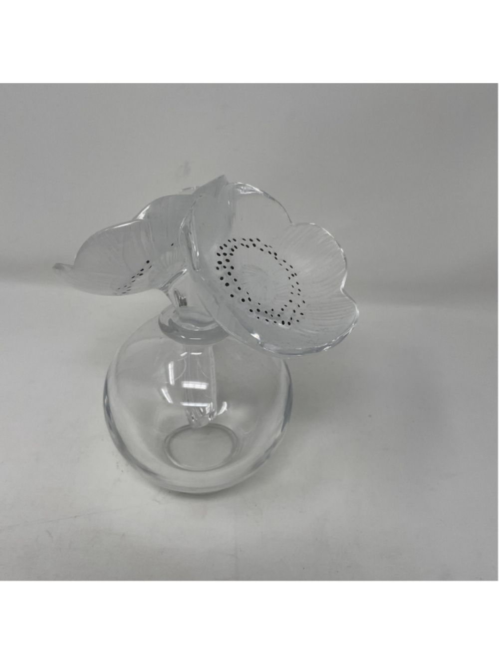 lalique Crysta perfume bottle Les Anemone